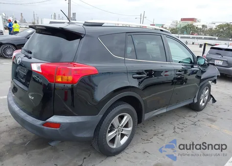 2015 Toyota Rav4 Xle z USA, uszkodzony, nr VIN 2T3WFREVXFW185602